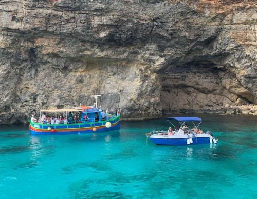 27d73f9fb6ebe8eaff5c4b71ee4cc56c73488a827a7bb72752c03fe495d7a36a