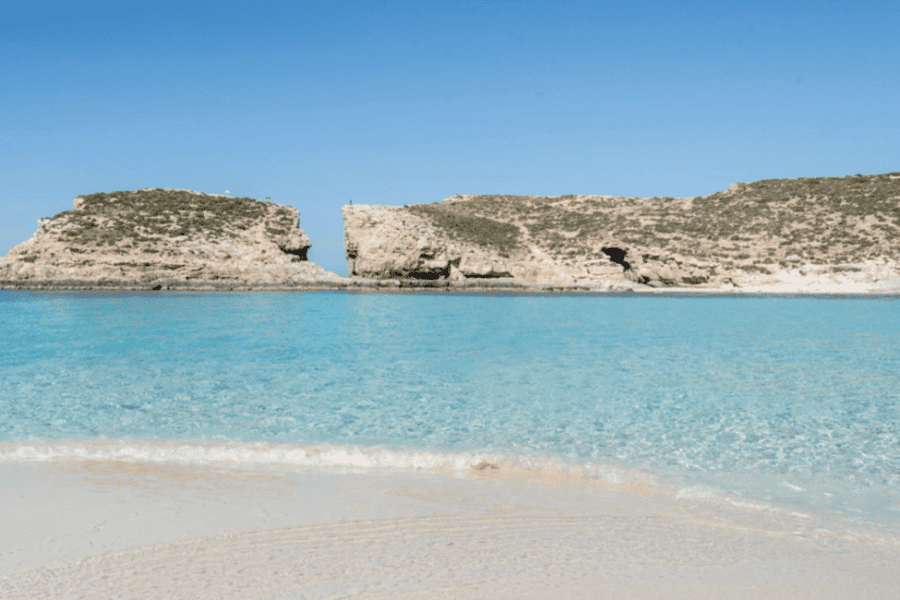 Mellieha / Gozo: Comino’s Best in a Flash, Caves, Coves & Beaches Boat Trip