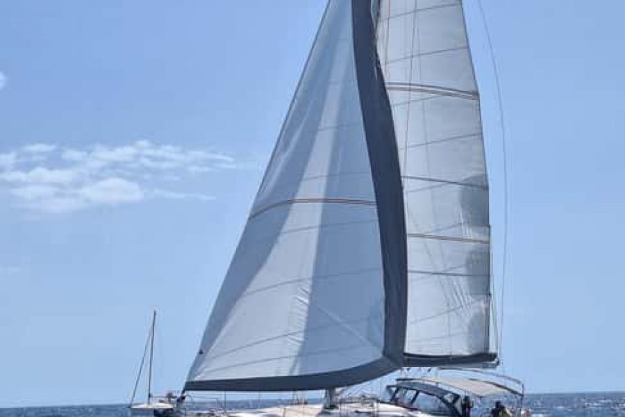 Ta Xbiex: Private Boat Trip with Skipper and Drinks