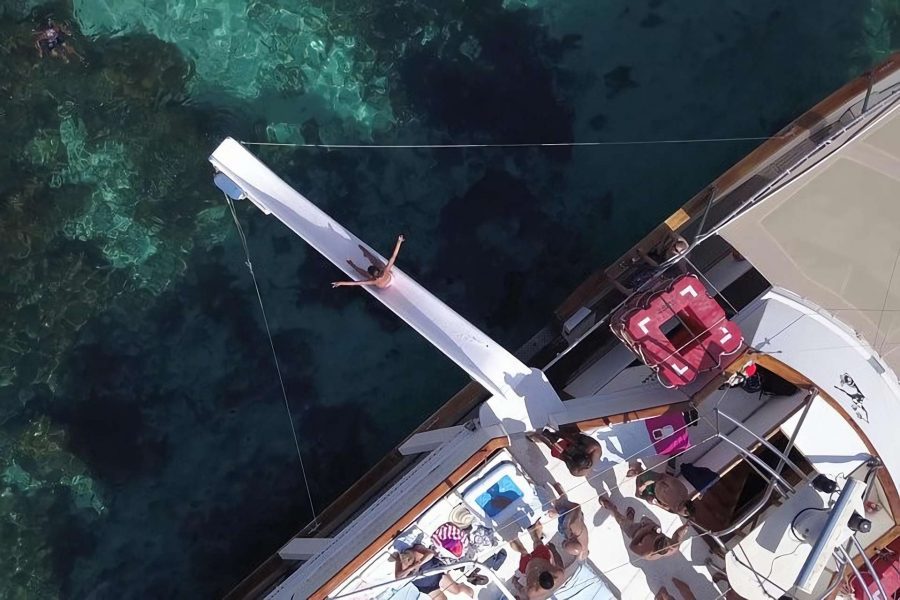 Mellieha: Round Comino, Blue Lagoon & Gozo Boat Trip with Water Slide