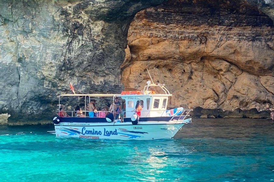 Cirkewwa: Blue Lagoon, Crystal Lagoon & Sea Caves Boat Trip