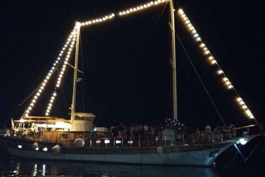 Mellieha: Blue Lagoon Sunset Cruise